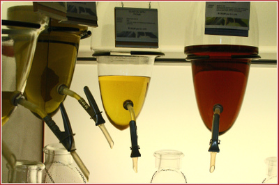 20071013_sajoburg_oilvinegardispens