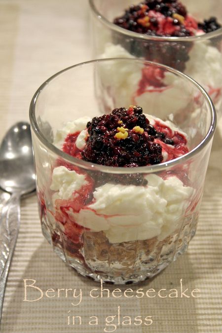 Post image for Blackberry cheesecake in a glass