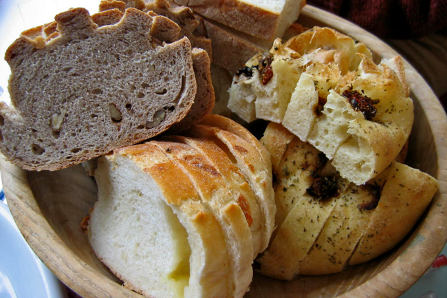 2005BloggerLunchBread © J Horak-Druiff 2005