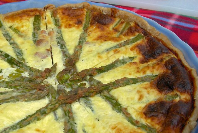 Asparagus quiche