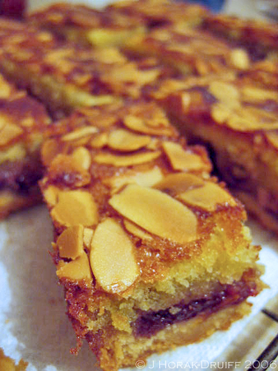 Nigella bakewell slices