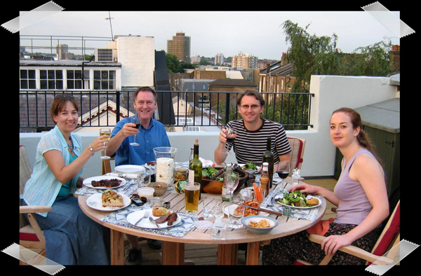 Outdoor lunch guests