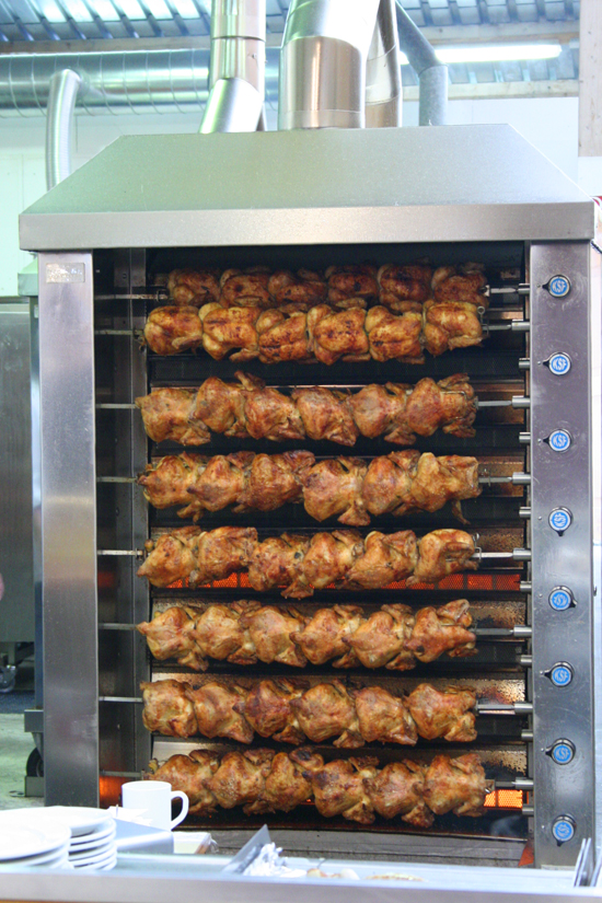 Munich-Oktoberfest-chicken-rotisserie © J Horak 2019