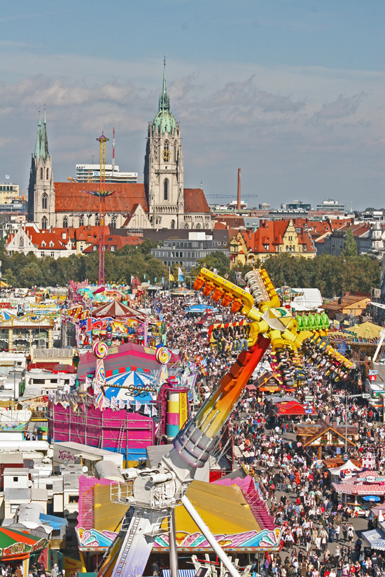 Munich-Oktoberfest-funfair © J Horak 2019