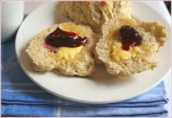 Scones with strawberry jam