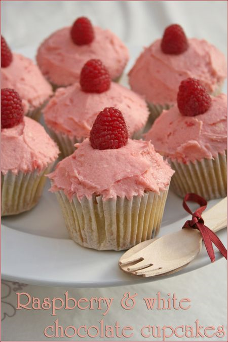 RaspberryWhiteChocolateCupcakes