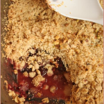 Spiced pear, blackberry & pistachio crumble