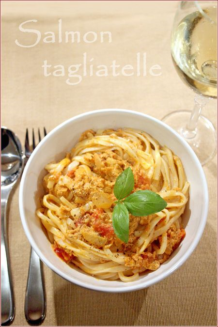 Salmontagliatelle