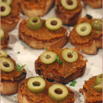 Sun-dried tomato crostini