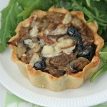 OliveOnionTartlets © J Horak-Druiff 2011