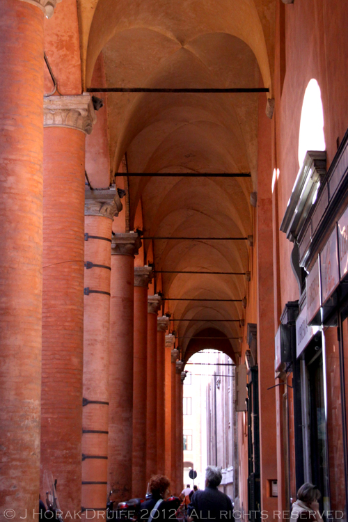 Bologna red arches © J Horak-Druiff 2012