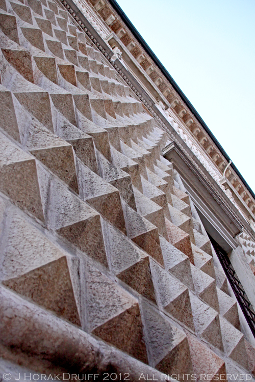 Ferrara Palazzo dei Diamanti detail 1 © J Horak-Druiff 2012