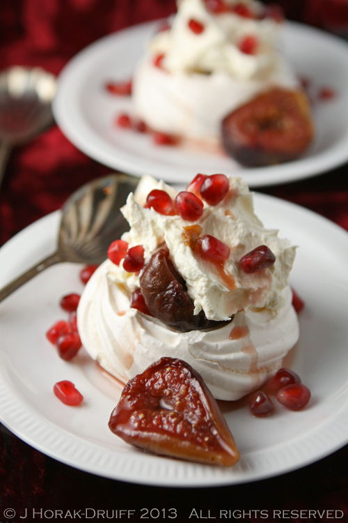 FigPomegranatePavlovas1 © J Horak-Druiff 2013