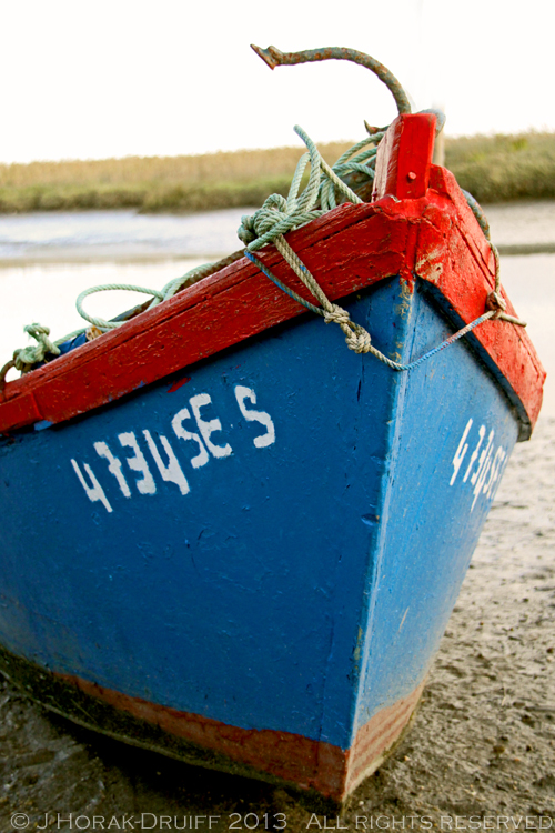 Sado River boat © J Horak-Druiff 2013