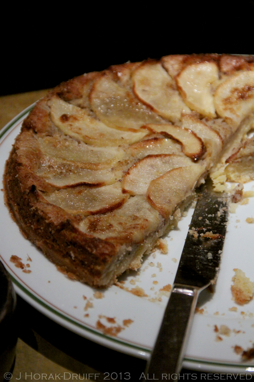 DijonLaClocheAppleCake © J Horak-Druiff 2013