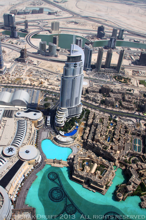 AtTheTopBurjKhalifa © J Horak-Druiff 2013