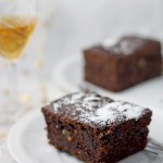 Gingerbread spice persimmon cake