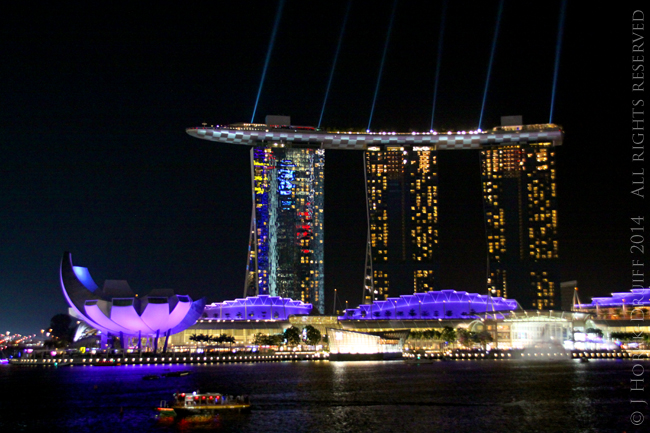 MarinaBaySandsSingapore © J Horak-Druiff