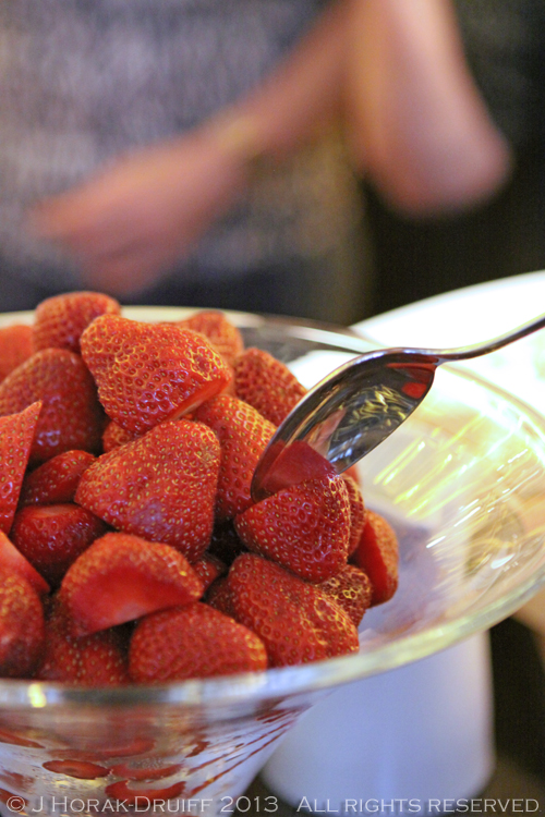 LoireTastingStrawberries