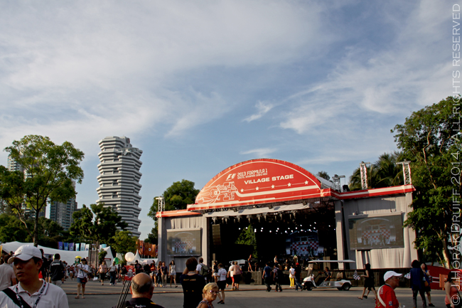 SingaporeF1Stage © J Horak-Druiff 2014