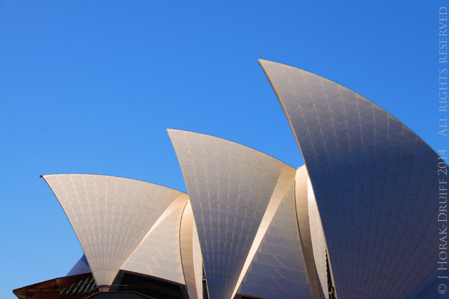 SydneyOperaHouse © J Horak-Druiff 2014