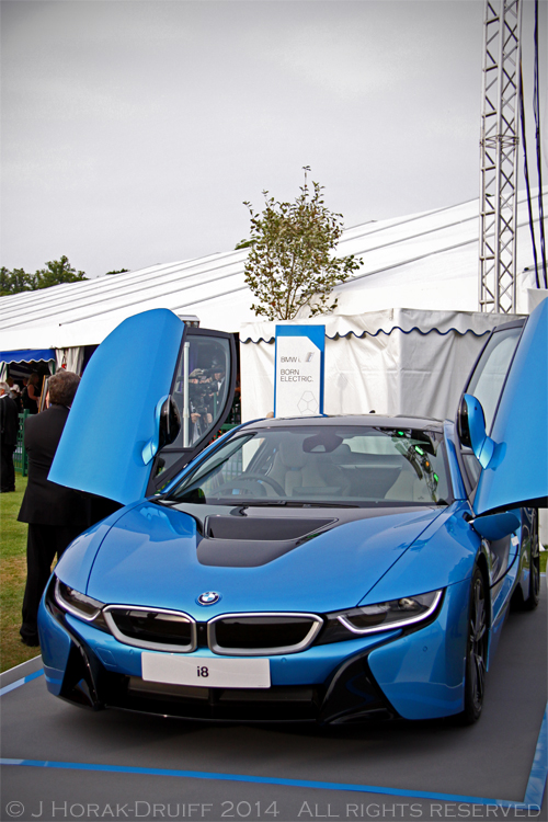 HenleyBMWi8GullwingDoors