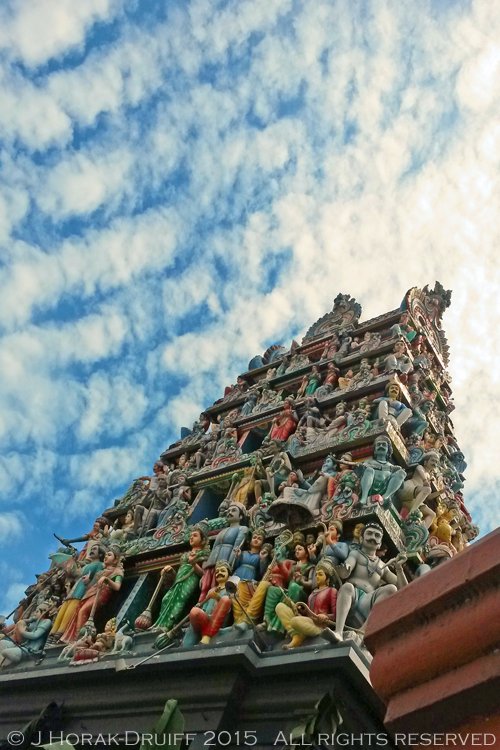 SingaporeHinduTempleGate1 