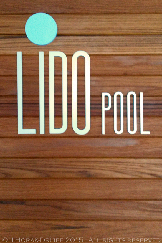 BritanniaLidoPoolSign 