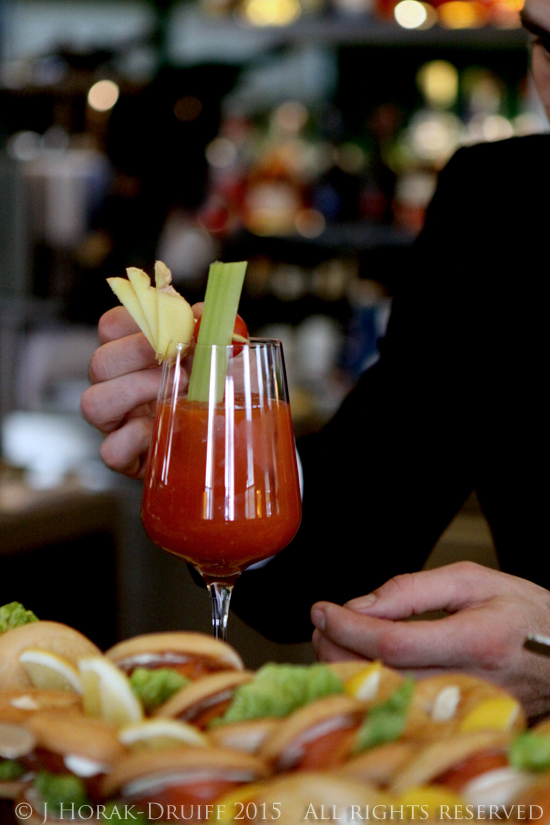 CafeRoyalBrunchMakingBloodyMary 