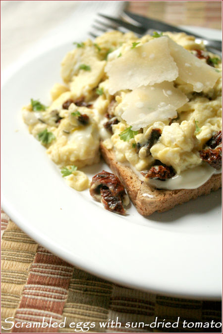 Scrambled-eggs-sundried-tomato-Parmesan