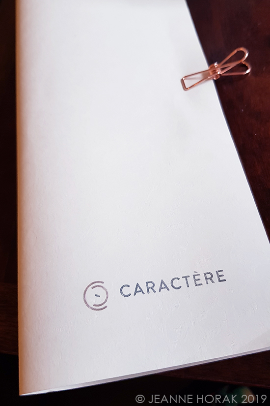 Caractere-closed-menu 