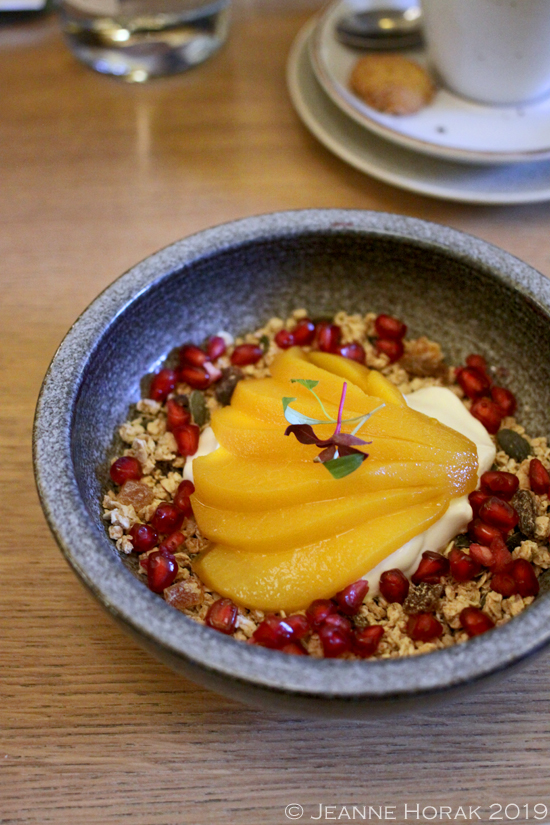 St-Pancras-Brasserie-granola 