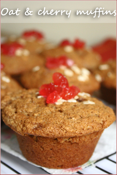 oat-cherry-muffins