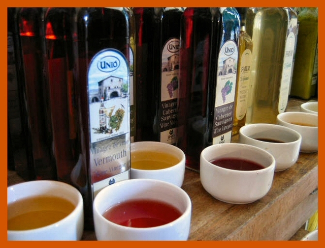 Borough-vinegars © J Horak-Druiff 2006