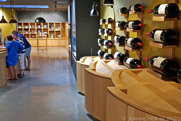 Gerard-Bertrand-wine-shop © Jeanne Horak 2020