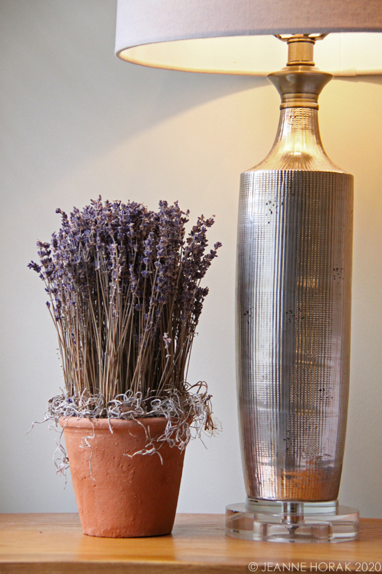 Table lamp with lavender in a vase