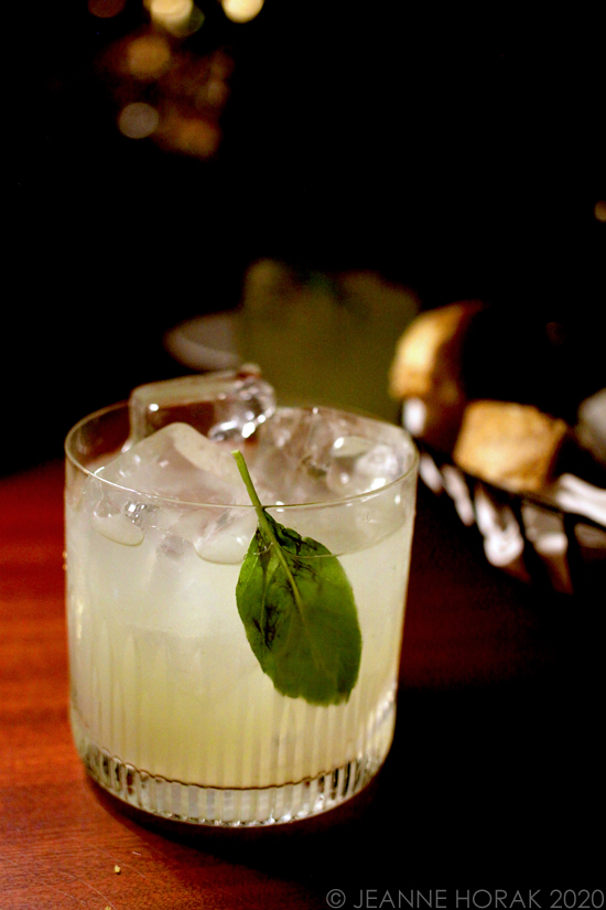 Gin basil cocktail