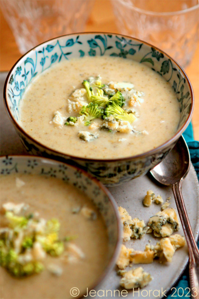 Perfect broccoli and Stilton soup [keto, low carb, GF] Cooksister